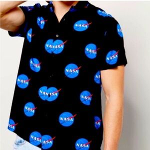 Men's Chemistry NASA Casual Button Up Shirt Size XL